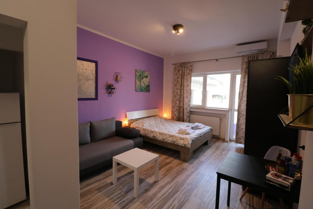 Charming Cozy Studio - Old Town - Free Minibar Apartman Bukarest Kültér fotó