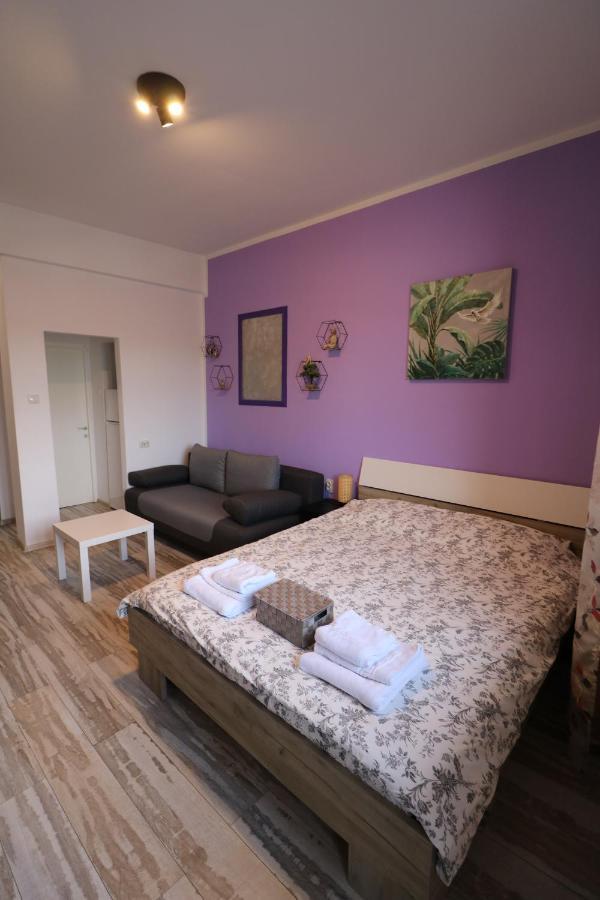 Charming Cozy Studio - Old Town - Free Minibar Apartman Bukarest Kültér fotó