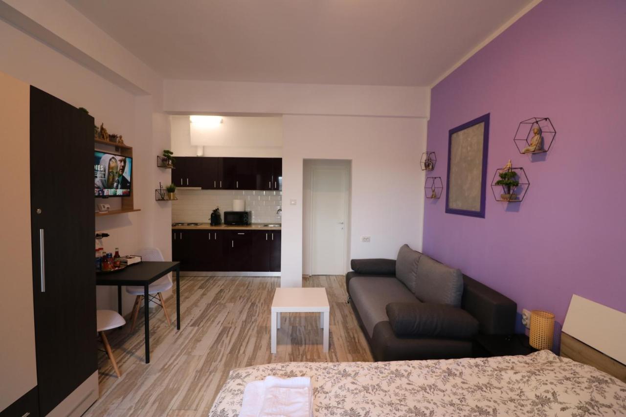 Charming Cozy Studio - Old Town - Free Minibar Apartman Bukarest Kültér fotó